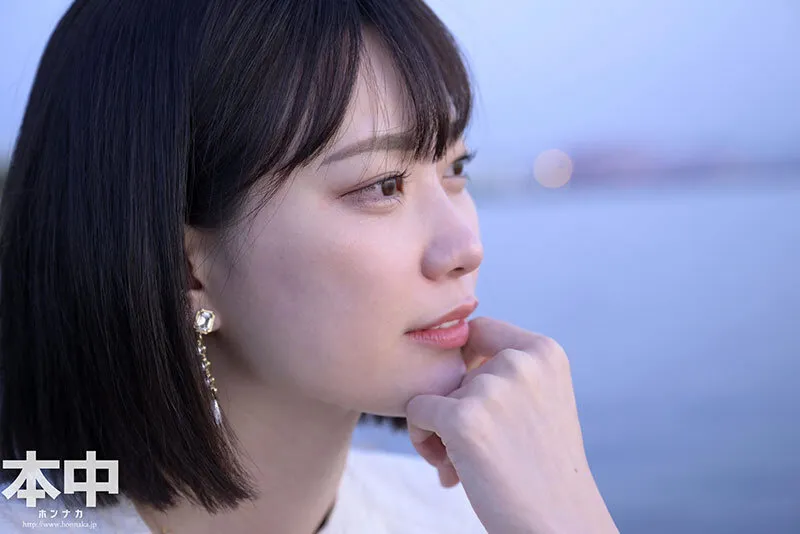 美谷朱音（美谷朱里）のポートレート・Eカップ画像（hmn00746）#1